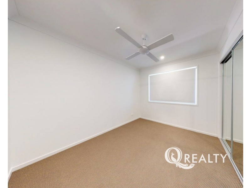 9 Daybreak Street, Spring Mountain QLD 4124