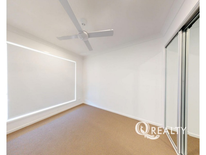 9 Daybreak Street, Spring Mountain QLD 4124