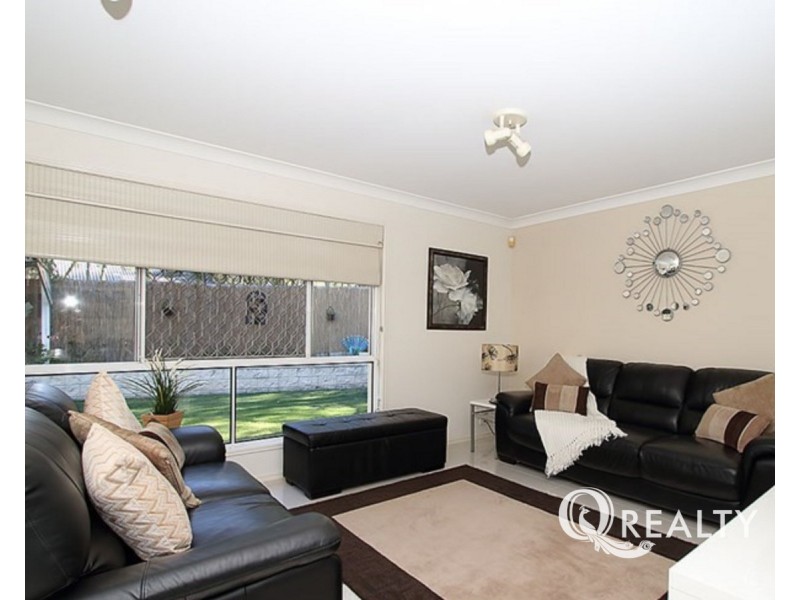 16 Weyba Close, Forest Lake QLD 4078