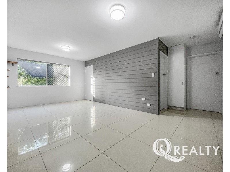 1/15 Barter Avenue, Holland Park West QLD 4121