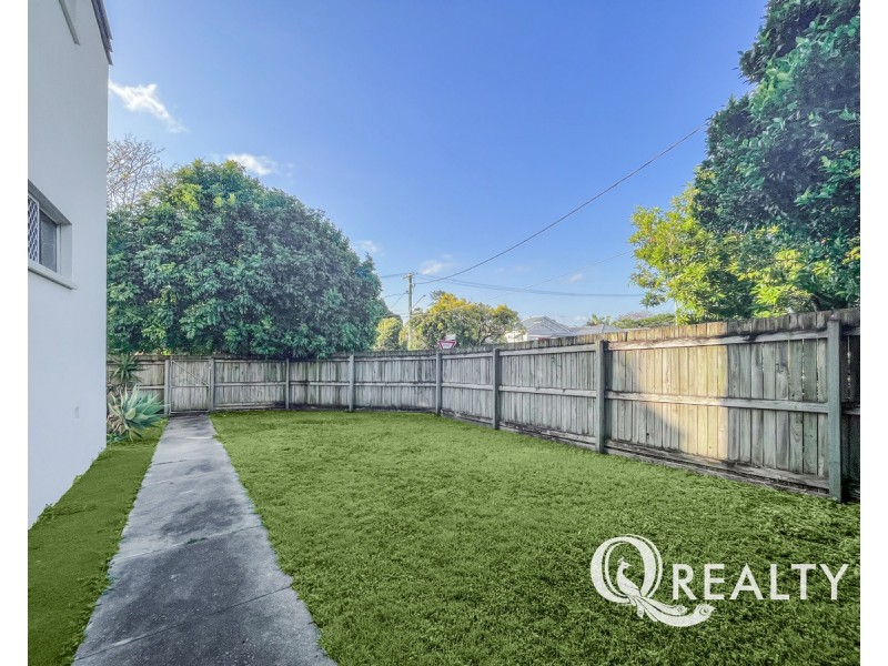 1/15 Barter Avenue, Holland Park West QLD 4121