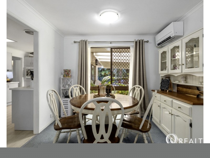 17 Silvertop Street, Hillcrest QLD 4118