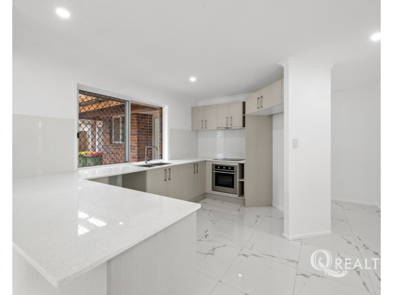 11 Diamantina Street, Hillcrest QLD 4118