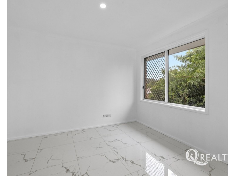 11 Diamantina Street, Hillcrest QLD 4118