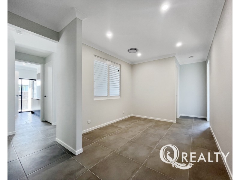 82 Sunrise Street, Ripley QLD 4306