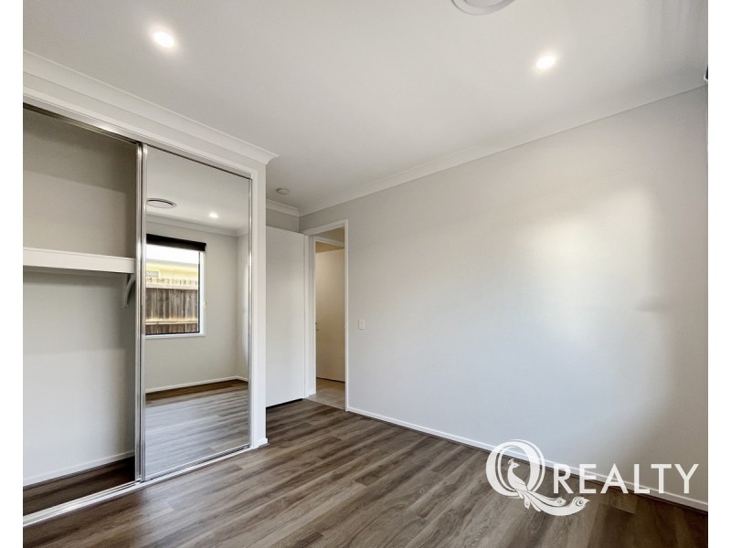 82 Sunrise Street, Ripley QLD 4306