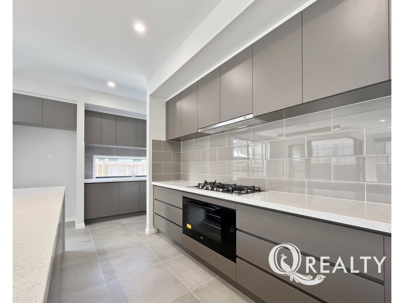 82 Sunrise Street, Ripley QLD 4306