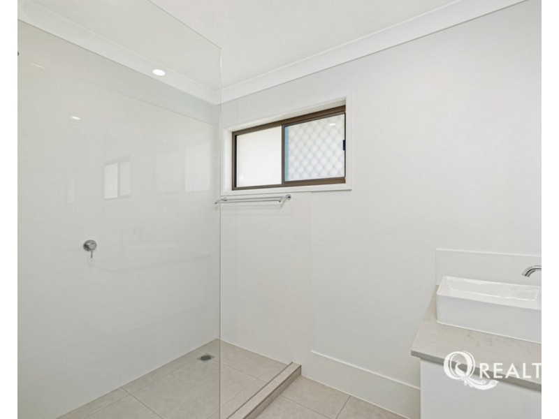 21 Gamenya Drive, Springwood QLD 4127