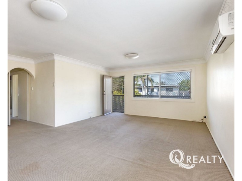 27 Winifred Street, Kingston QLD 4114
