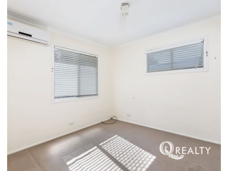 27 Winifred Street, Kingston QLD 4114