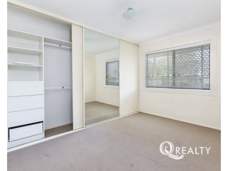 27 Winifred Street, Kingston QLD 4114