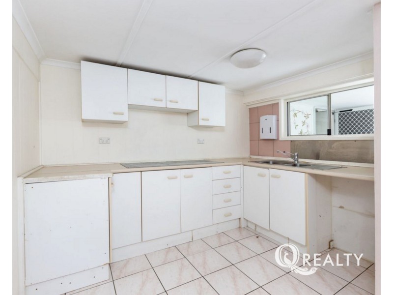 27 Winifred Street, Kingston QLD 4114