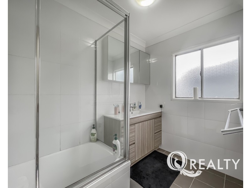 .33 Casius Street, Woodridge QLD 4114