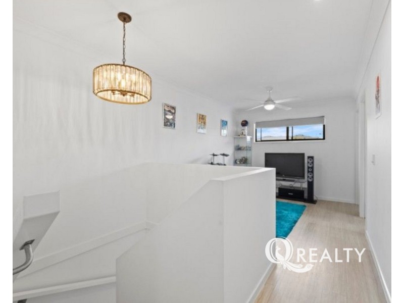 364 Waller Road, Park Ridge QLD 4125