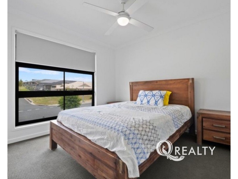 364 Waller Road, Park Ridge QLD 4125