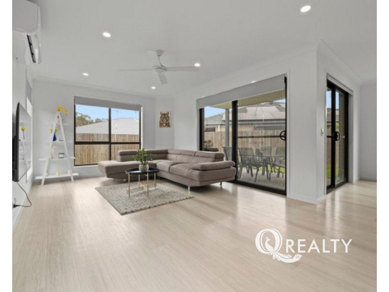 364 Waller Road, Park Ridge QLD 4125