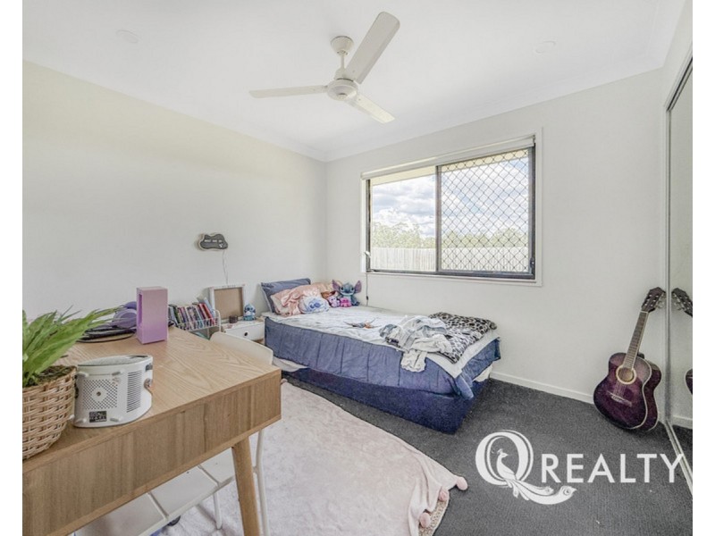 .16 Meera Street, Spring Mountain QLD 4124