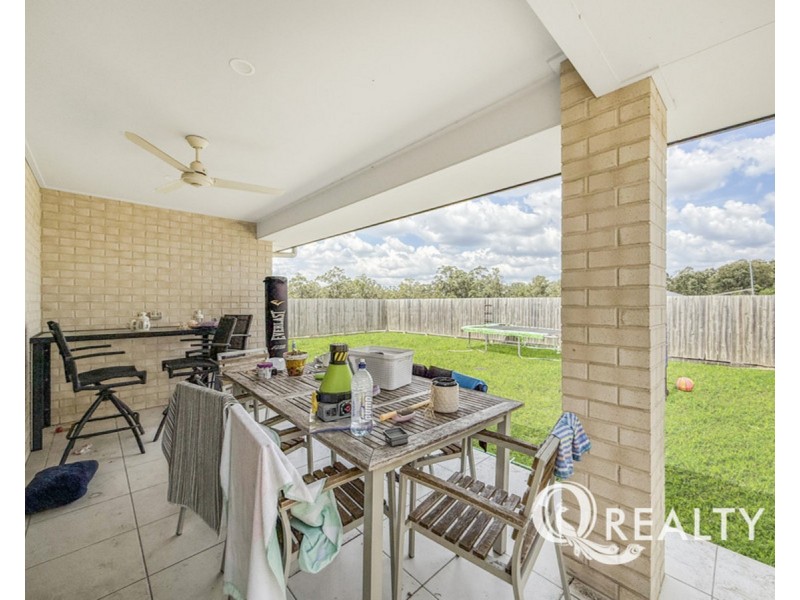 .16 Meera Street, Spring Mountain QLD 4124