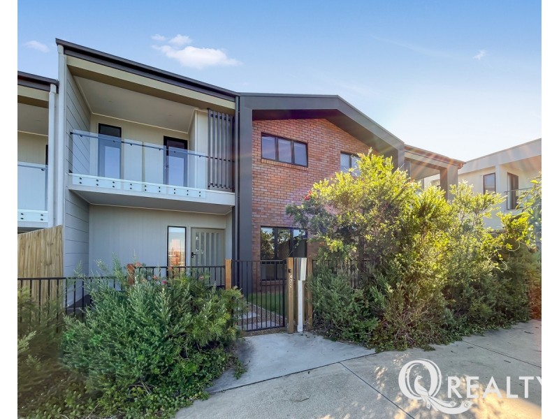 472 Grande Avenue, Spring Mountain QLD 4124