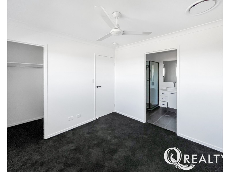 472 Grande Avenue, Spring Mountain QLD 4124