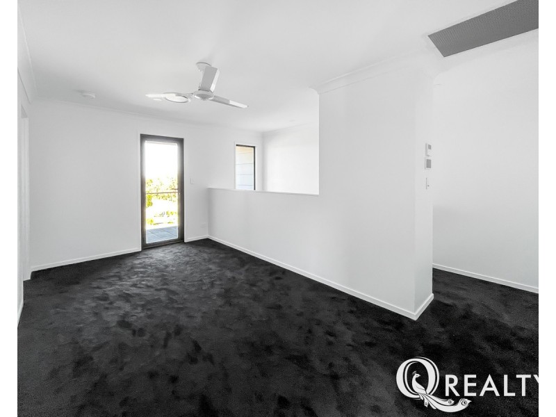 472 Grande Avenue, Spring Mountain QLD 4124