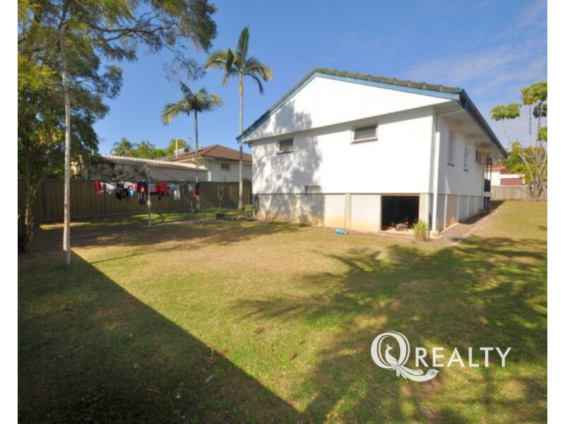 10 Baringa Avenue, Logan Central QLD 4114