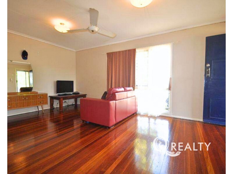 10 Baringa Avenue, Logan Central QLD 4114