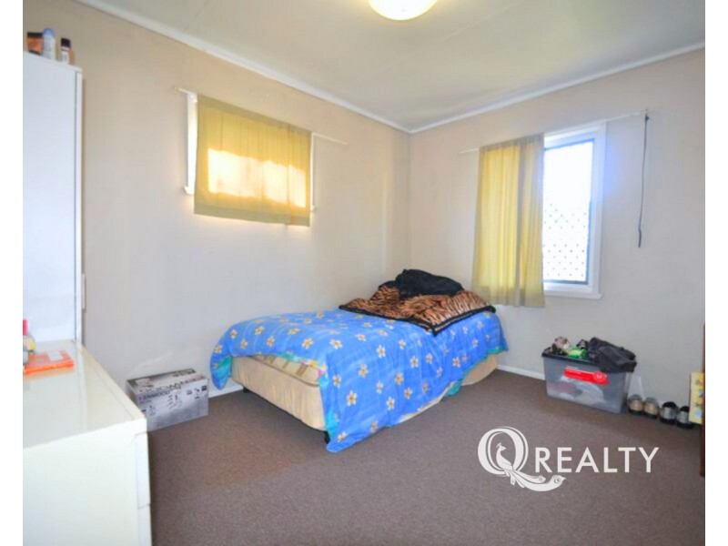 10 Baringa Avenue, Logan Central QLD 4114