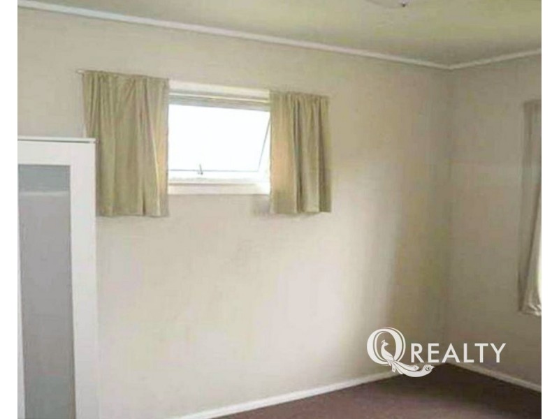 10 Baringa Avenue, Logan Central QLD 4114