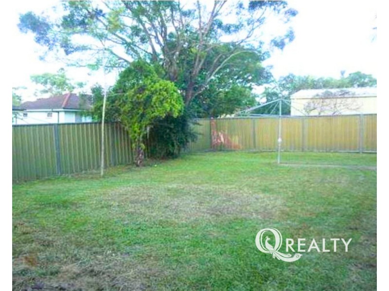 10 Baringa Avenue, Logan Central QLD 4114