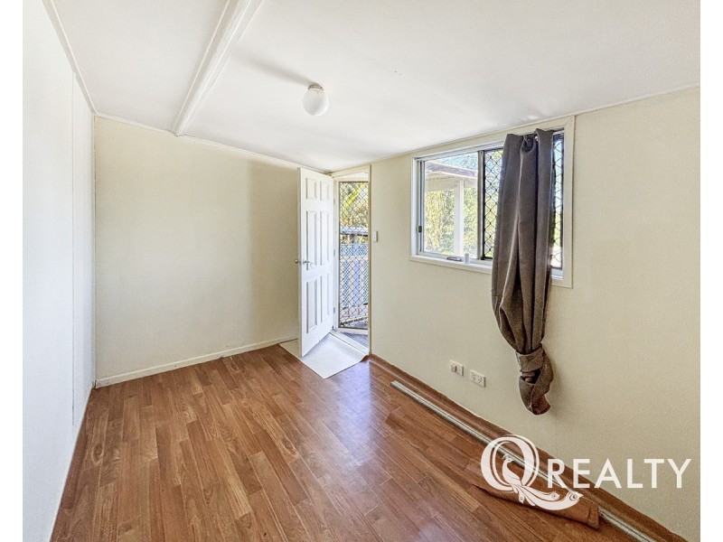 UNIT 1/13a Yurugu Street, Woodridge QLD 4114