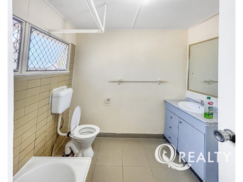 UNIT 1/13a Yurugu Street, Woodridge QLD 4114