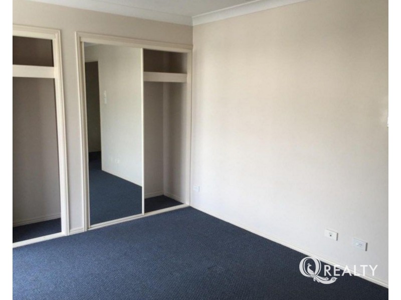 18/29 Oatland Crescent, Holland Park West QLD 4121