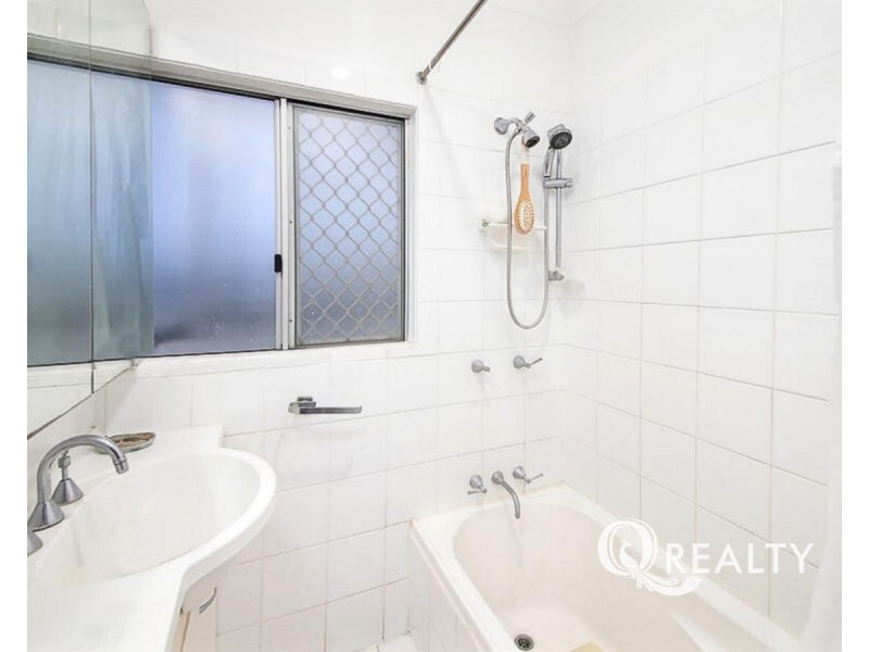 8 Romilda Street, Woodridge QLD 4114