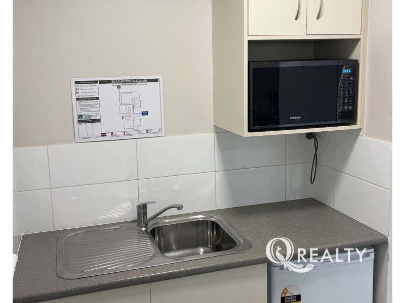 2/4 Burchill Street, Loganlea QLD 4131