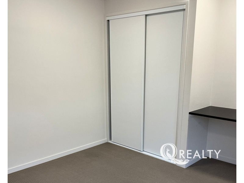 2/4 Burchill Street, Loganlea QLD 4131