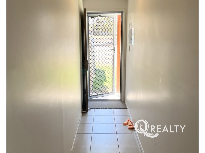 2/4 Burchill Street, Loganlea QLD 4131