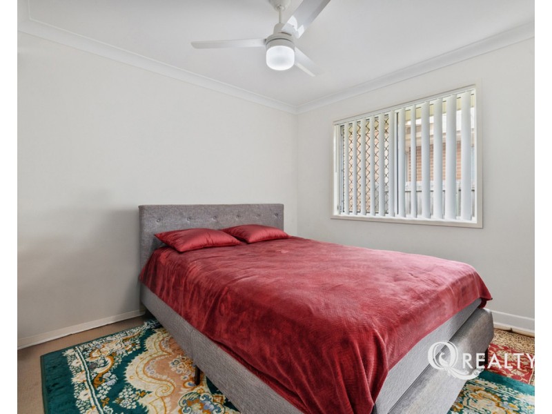 15 Newhaven Street, Marsden QLD 4132