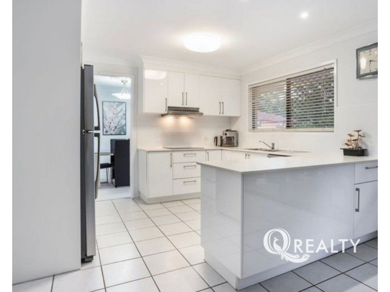 28 Ceratonia Street, Sunnybank Hills QLD 4109