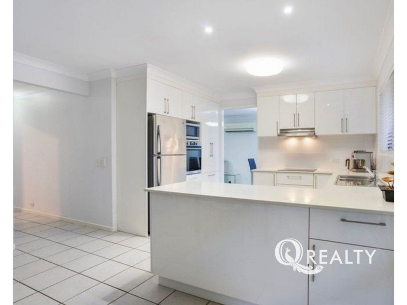 28 Ceratonia Street, Sunnybank Hills QLD 4109
