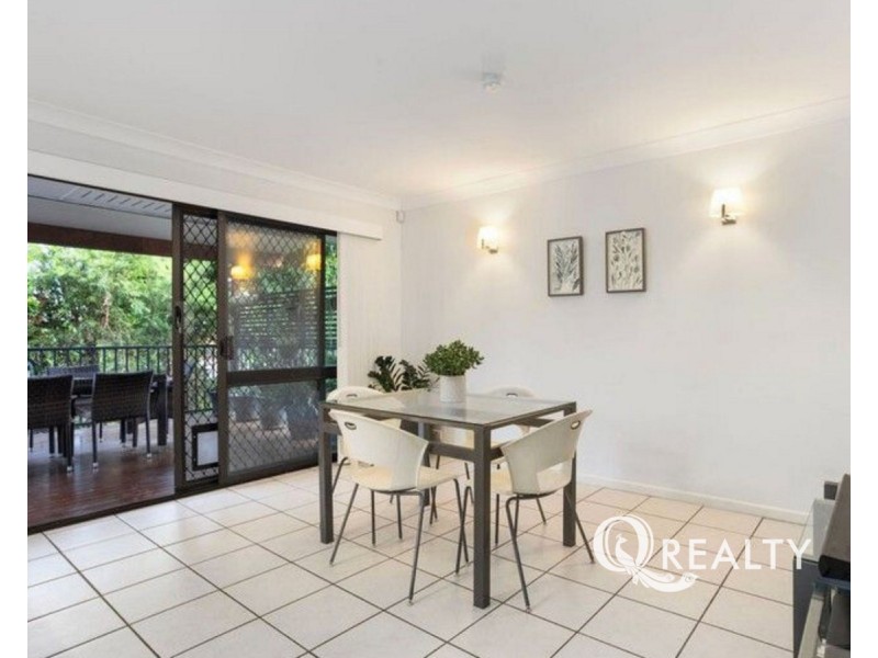 28 Ceratonia Street, Sunnybank Hills QLD 4109