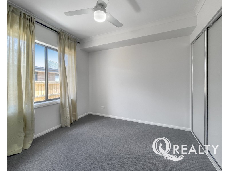 33 Doran Circuit, Park Ridge QLD 4125
