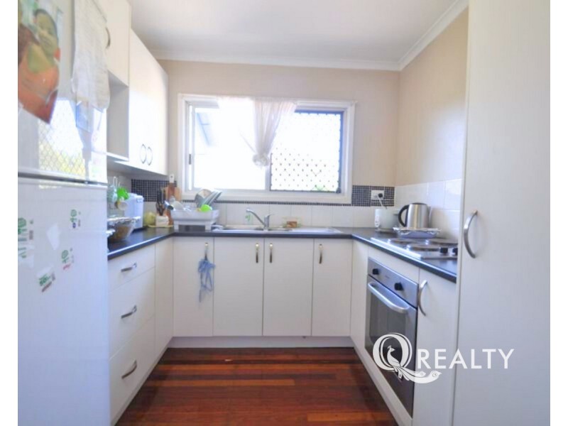 .10 Baringa Avenue, Logan Central QLD 4114