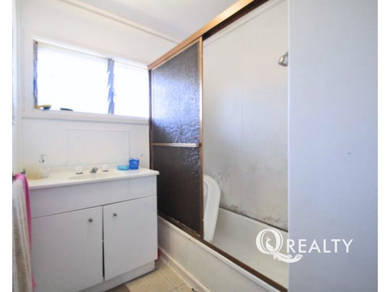 .10 Baringa Avenue, Logan Central QLD 4114