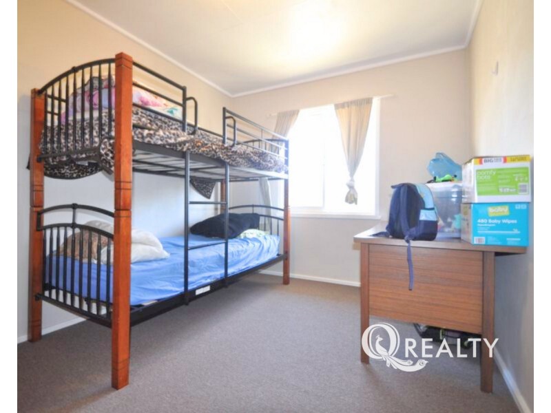 .10 Baringa Avenue, Logan Central QLD 4114