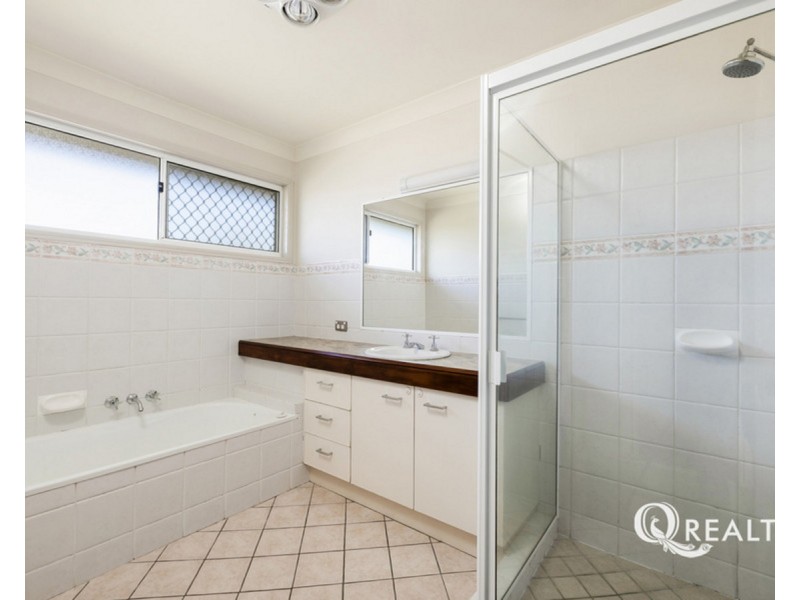 17 Weranga Place, Parkinson QLD 4115