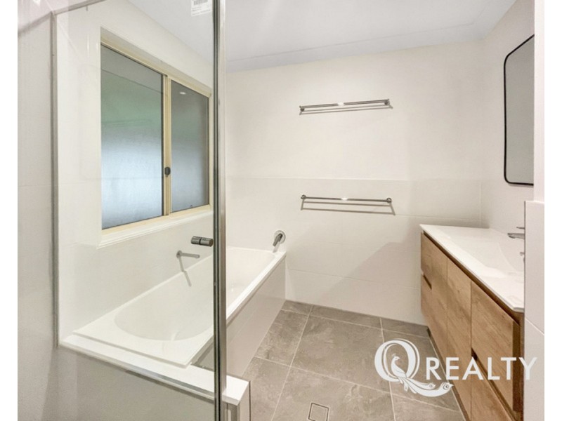 7 Burwana Place, Wellington Point QLD 4160