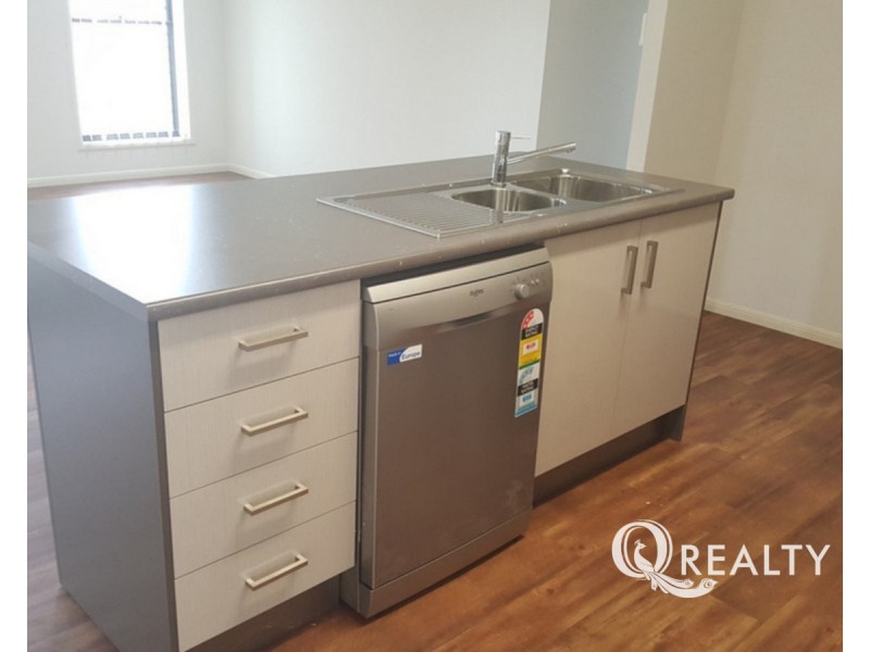 1 Quiet Court, Springfield Lakes QLD 4300