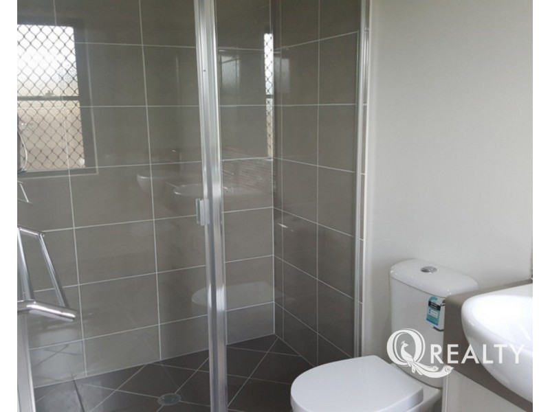 1 Quiet Court, Springfield Lakes QLD 4300