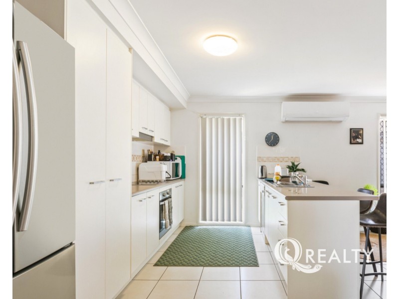 8 Scott Way, Redbank Plains QLD 4301